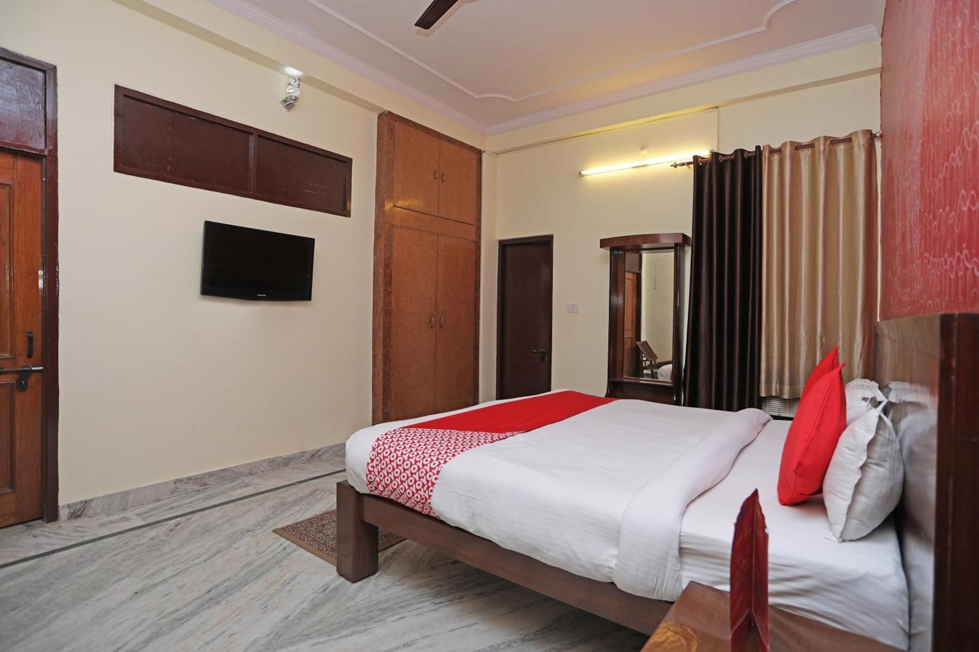Shikhar Paradise Chinhat Exterior photo