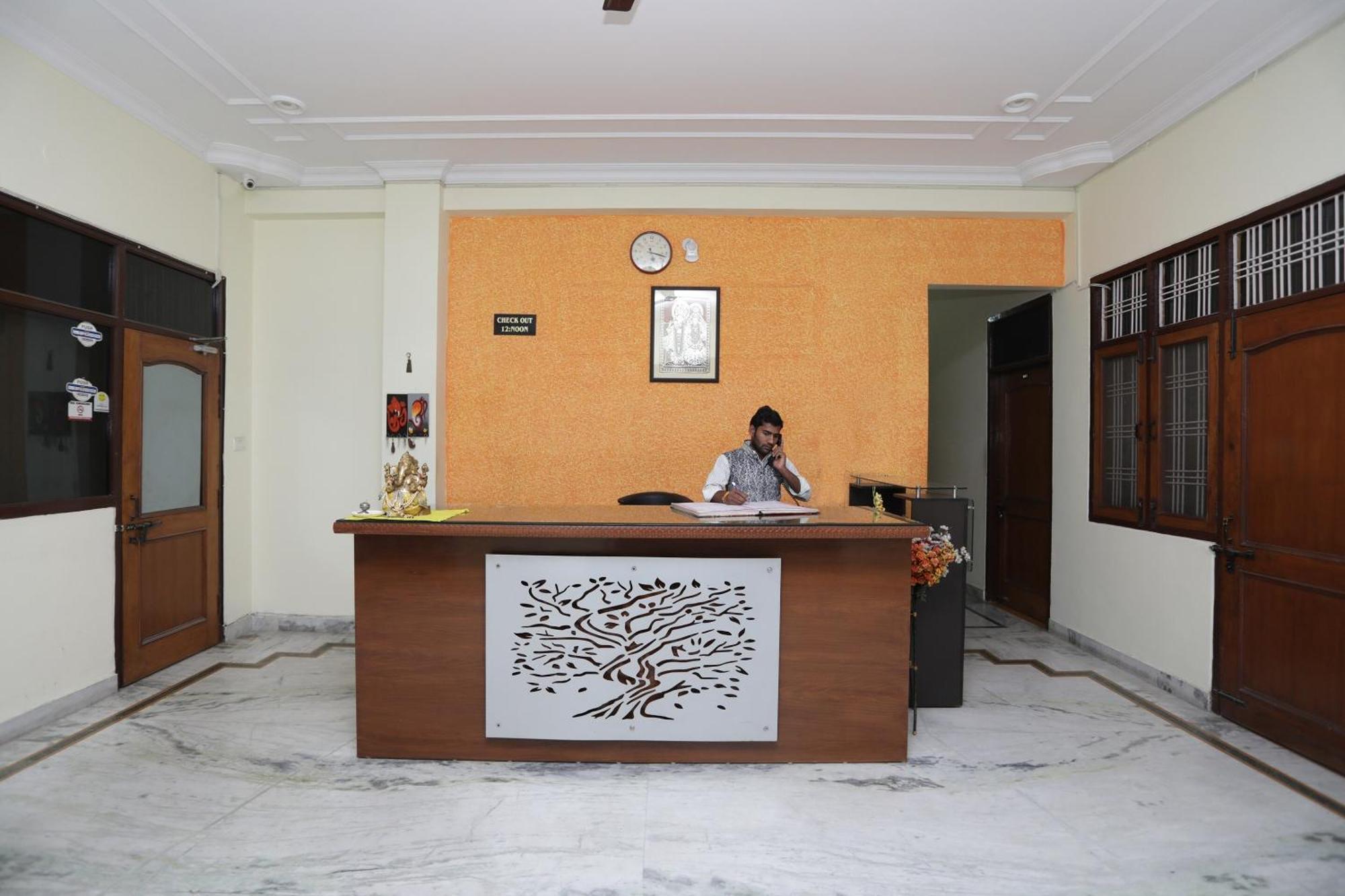 Shikhar Paradise Chinhat Exterior photo
