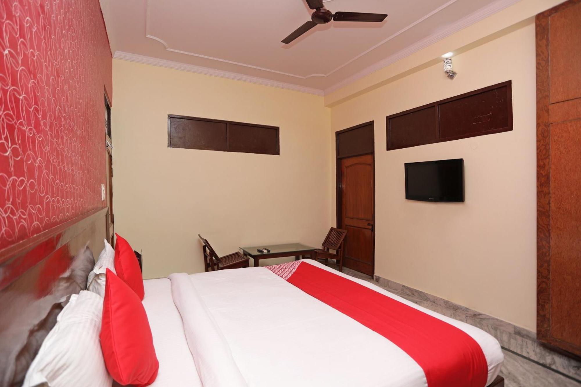 Shikhar Paradise Chinhat Exterior photo